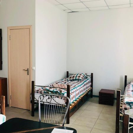 Отель Меридиан Zolotonosha Bagian luar foto