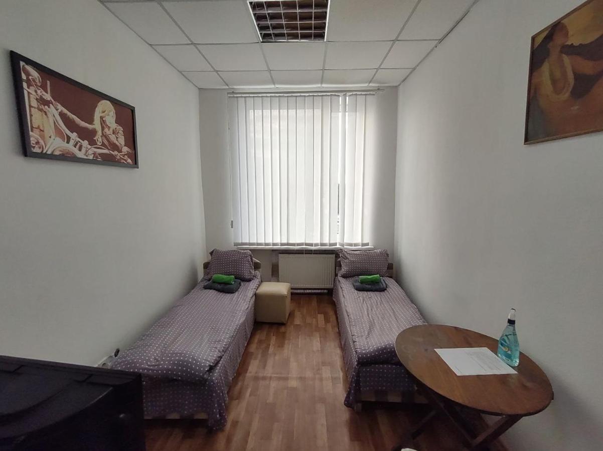Отель Меридиан Zolotonosha Bagian luar foto