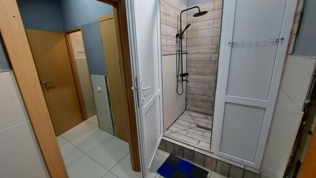 Отель Меридиан Zolotonosha Bagian luar foto