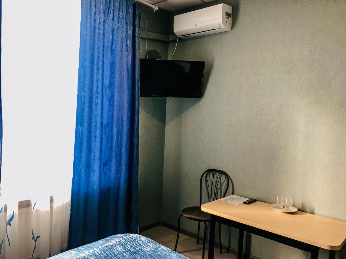 Отель Меридиан Zolotonosha Bagian luar foto
